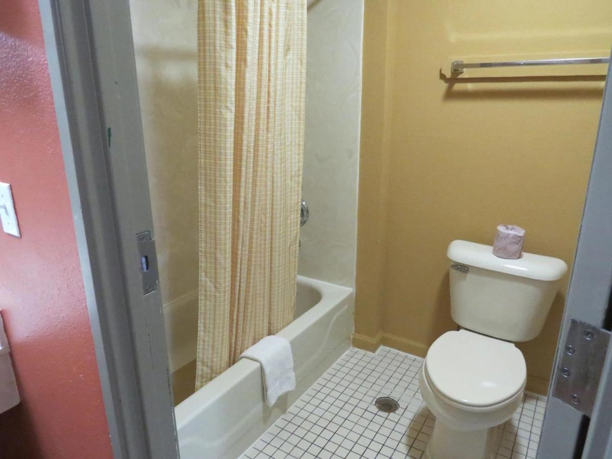 First Western Inn Caseyville Luaran gambar